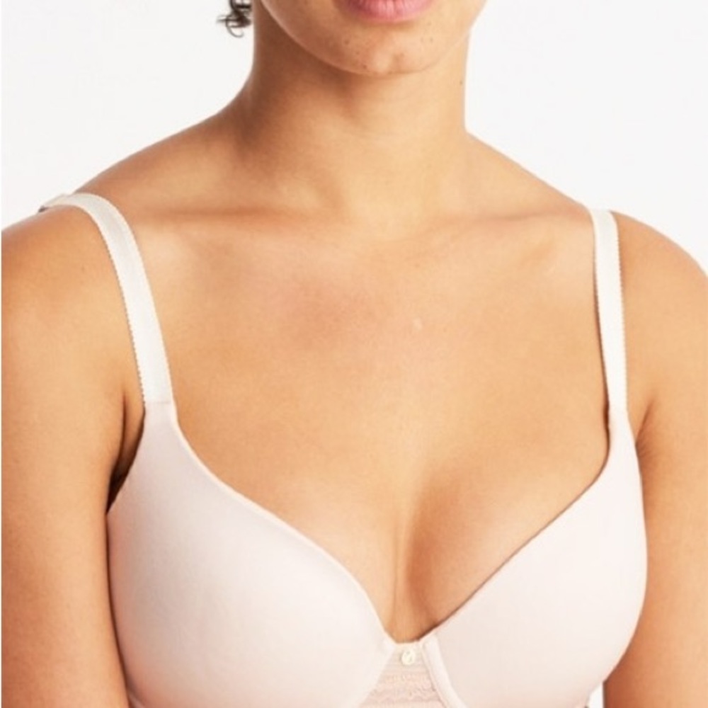 Chantelle lace comfort flex sweetheart t-shirt bra in rose, size 30DDDD / 30G